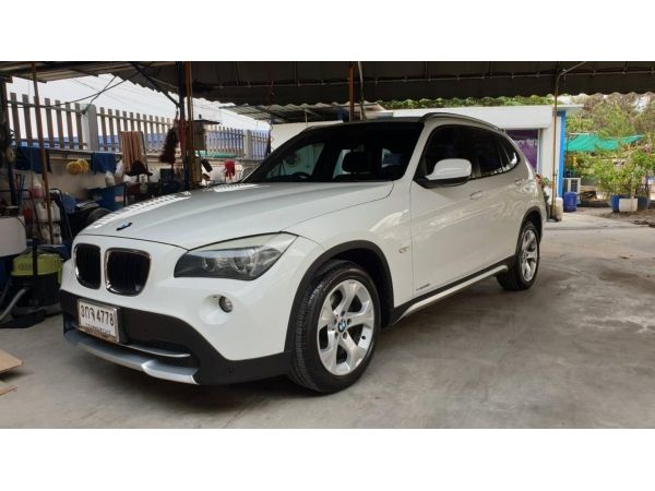 BMW X1สีขาวยอดนิยม ปี 2013ไมล์น้อยที่สุด 70,000 กม.แท้ๆ รูปที่ 0