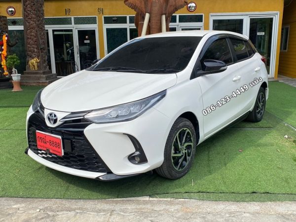 Toyota Yaris 1.2 SPORT CVT ปี 2022 วิ่ง6พันโล ฟรีดาวน์ รูปที่ 0