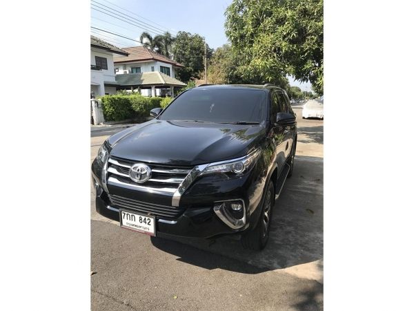 Toyota fortuner 2.4v ปี2017 เจ้าของขายเอง