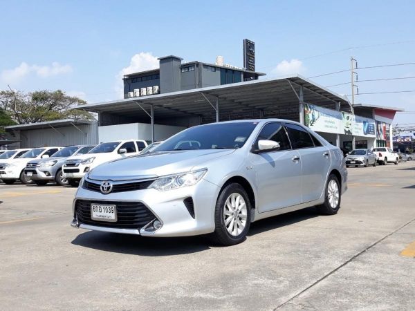 CAMRY 2.0 G (MC) เบาะส้ม	2017 รูปที่ 0