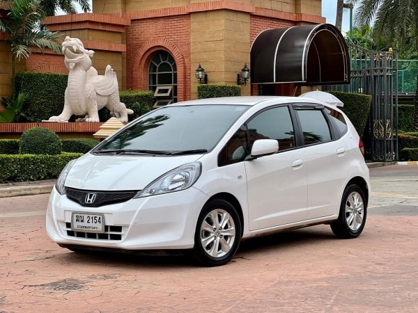 2012 HONDA JAZZ 1.5 V i-VTEC ( GE ) รถสวย พร้อมใช้ จองด่วน (ติดต่อเซลล์น้ำฝ่ายขายโดยตรงไม่ใช่นายหน้าจ้า)