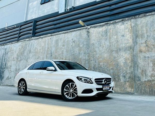 Mercedes-Benz C350e AV Plug-in Hybrid ปี 2017