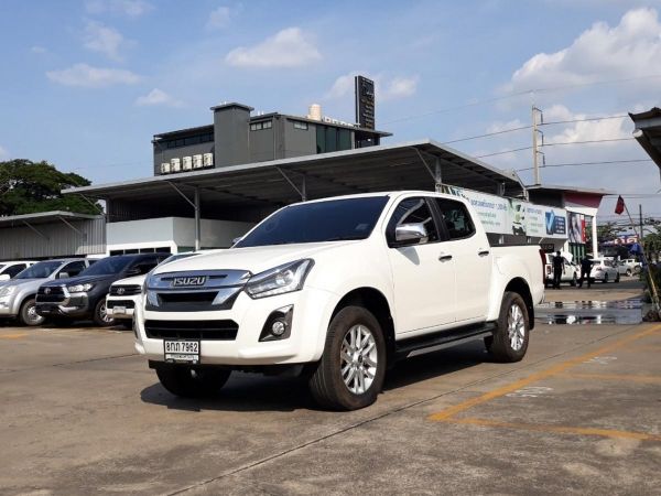 D-MAX CAB4 3.0 Z HILANDER  	2019 รูปที่ 0