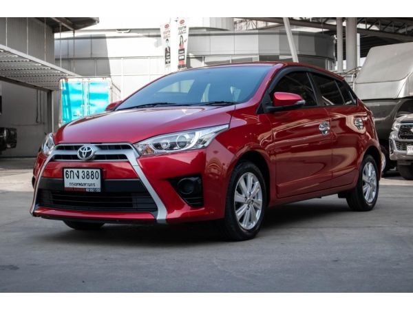 โตโยต้าชัวร์ ฟรีดาวน์  Yaris 1.2 G A/T ปี 2017 ผ่อน 6,xxx บาท