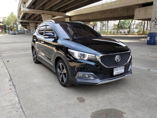 2018 MG ZS 1.5 X AT 7374-105 ไมล์105000 ท็อป มือเดียว ซันรูฟ เบาะหนัง กล้องถอย สวยพร้อมใช้ ภายในสวย ใช้ต่อได้เลย เอกสารครบพร้อมโอน เพียง 379000 บาท ซื้อสดไม่มี Vat7% เครดิตดีจัดได้เต็ม