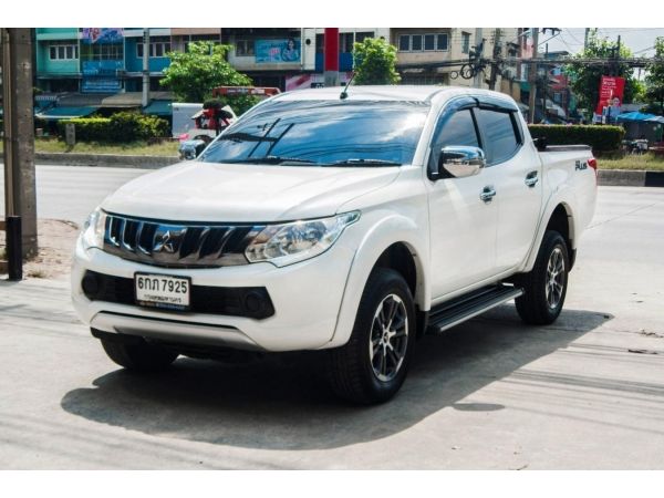 Mitsubishi Triton 2.4Mivec พร้อมใช้ สวยๆ