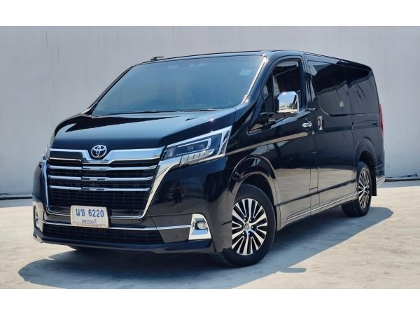 TOYOTA MAJESTY 2.8 PREMIUM  AT ปี 2020  ไมค์น้อย