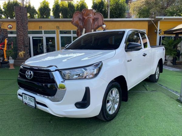 ออกรถ 0 บาท เกียร์ออโต้TOYOTA Hilux Revo SMART CAB 2.4 Z EDITION ENTRY