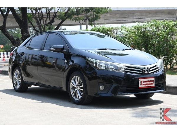 Toyota Corolla Altis 1.8 (ปี 2014) E Sedan