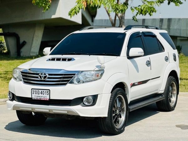 2014 toyota fortuner 2.5 V เครดิตดีฟรีดาวน์ รูปที่ 0