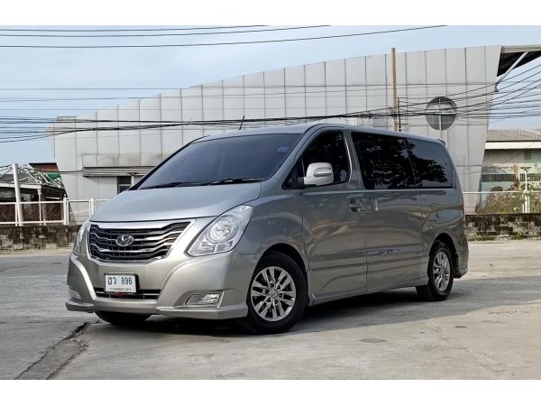 HYUNDAI H1 2.5 DELUXE AT ปี 2015