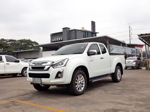 ISUZU D-MAX SPACE CAB 3.0 Z HILANDER ปี2019