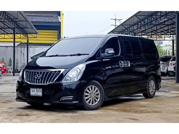 HYUNDAI H1 2.5 ELITE AT ปี 2018 ไมล์ 6หมื่น