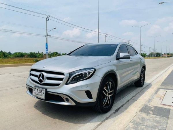 รถหรูสวยใช้น้อย MERCEDES-BENZ GLA200 1.6 W156 Urban 2016แท้