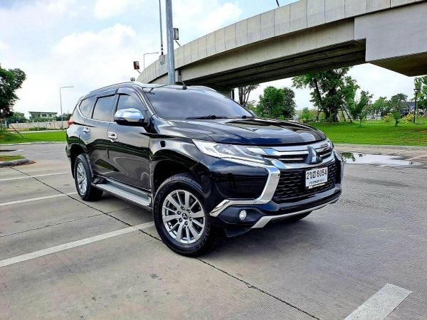 mitsubishi pajero sport 2.4 GT premium ปี 2017 มือเดียวป้ายแดง