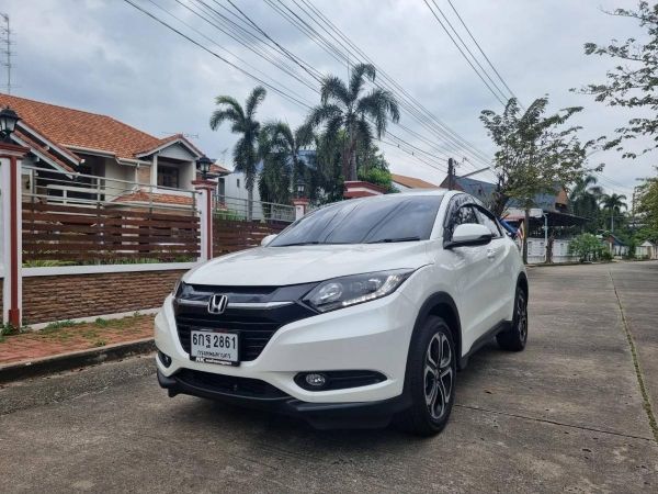 Honda hrv 1.8e วิ่ง,6หมื่นแท้ ไม่เคยแก็ส สวยจัด หาอยู่ให้ไวๆ