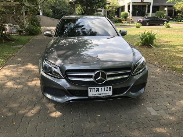 Benz C350e Plug-in Hybrid ปี 2018 ไม่เคยชน ไม่เคยทำสี ขับคนเดียว มีประกันชั้น 1