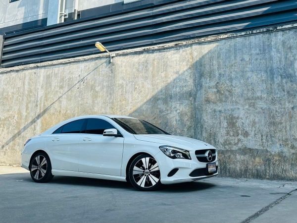 MERCEDES BENZ CLA200 URBAN ปี 2018 แท้