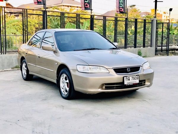 Honda Accord 2.2 เกียร์ออโต้ ปี 1998 สีน้ำตาล