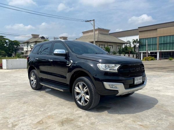 Ford Everest 3.2 Titanium Plus ปี 17 เจ้าของเดียว ไม่มีประวัติชน