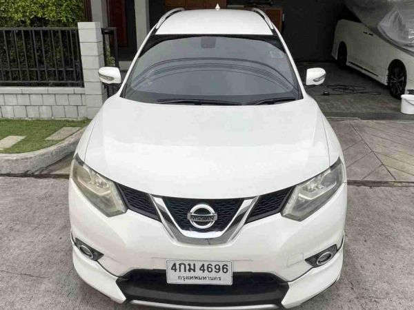 ขาย Nissan X-Trail 2.0  ⭐️เจ้าของขายเอง⭐️มือเดียวผู้หญิงขับ⭐️ปี 2015 ราคา  500,000-