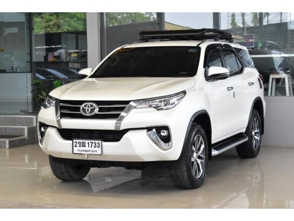 TOYOTA FORTUNER 2.4 V ปี 2019 ไมล์ 65,xxx km.