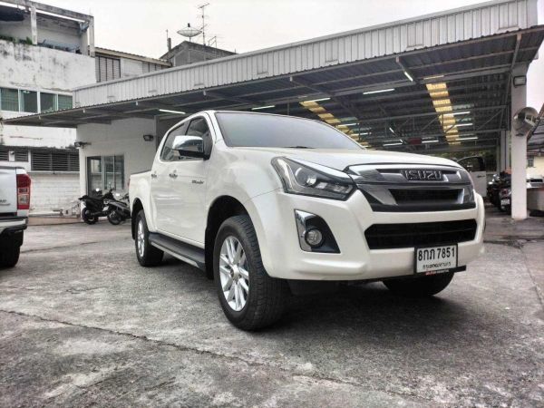 D-MAX CAB4 3.0 Z HILANDER  2019 รูปที่ 0