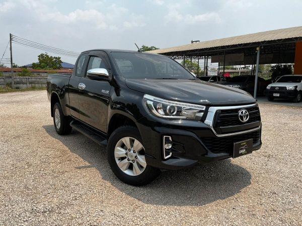 2018 Toyota Hilux Revo 2.4 E Prerunner รถกระบะ ฟรีดาวน์