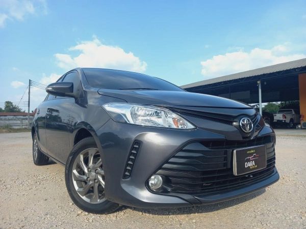 2017 Toyota VIOS 1.5 E รถเก๋ง 4 ประตู ฟรีดาวน์