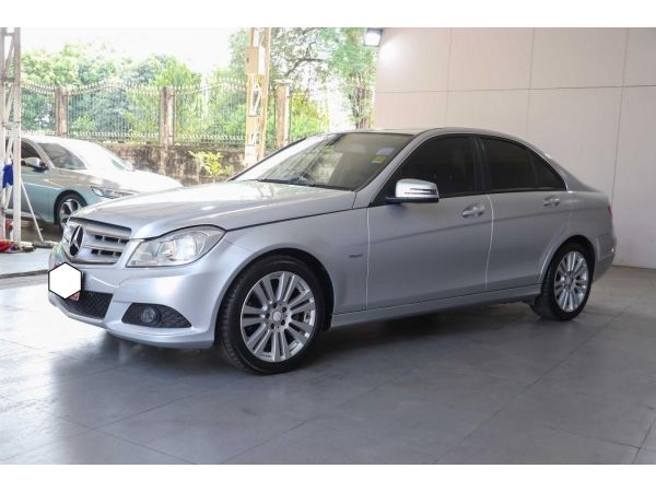 2013 MERCEDES BENZ C200 W204 CGI BLUEEFFICIENCY 1.8 AT ปี2013