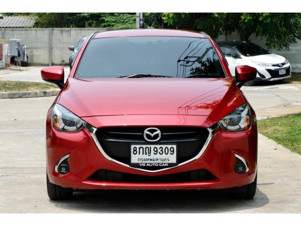 Mazda 2 1.3 Sports High Connect ปี2019 ออโต้ เบนซิน สีแดง