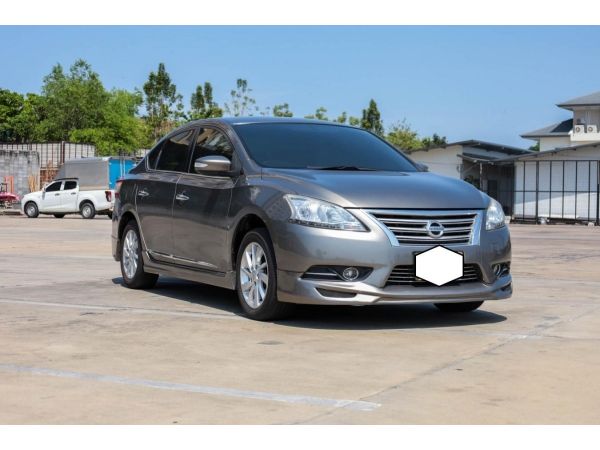 NISSAN SYLPHY 1.8 V CVT ปี2013