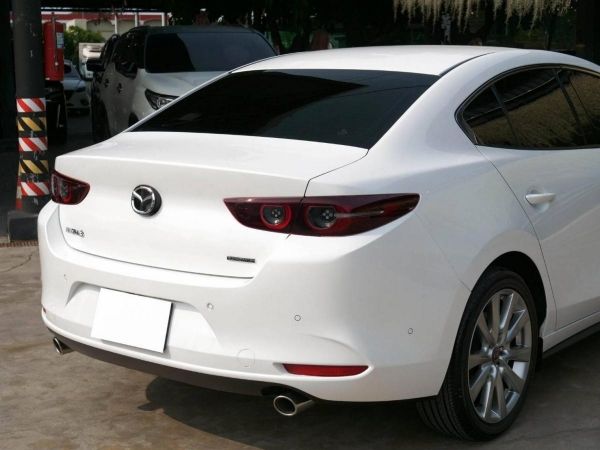 MAZDA 3 SKYACTIV Sedan  4dr Sports SA 6sp FWD 2.0i (100th Anniversary) Y 2021 วิ่งเพียง 39,xxx km