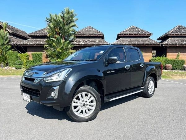 ปี 2019  ISUZU  DMAX  4ประตู  1.9  Z  HILANDER  M/T (3ขธ 3495 กทม.)