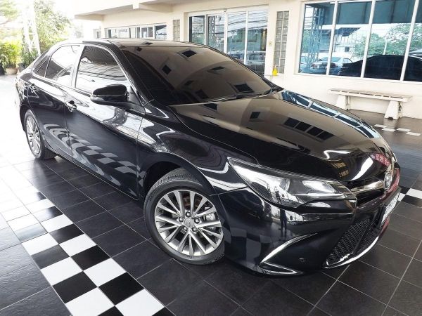 2015 Toyota CAMRY 2.5 G ESPORT SUNROOF รถเก๋ง 4 ประตู ตัวนอก หายากแปลกตา