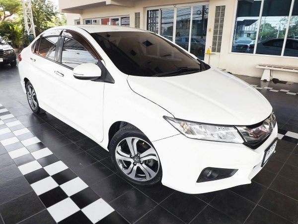 2015 Honda CITY 1.5 SV i-VTEC รถเก๋ง 4 ประตู ออกรถ9บาท