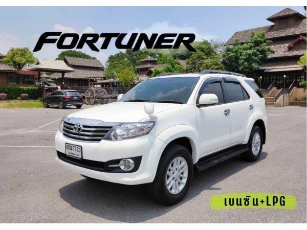 ปี 2015 TOYOTA FORTUNER  2.7 V 2WD  เบนซินLPG A/T (4กณ 7730 กทม.)