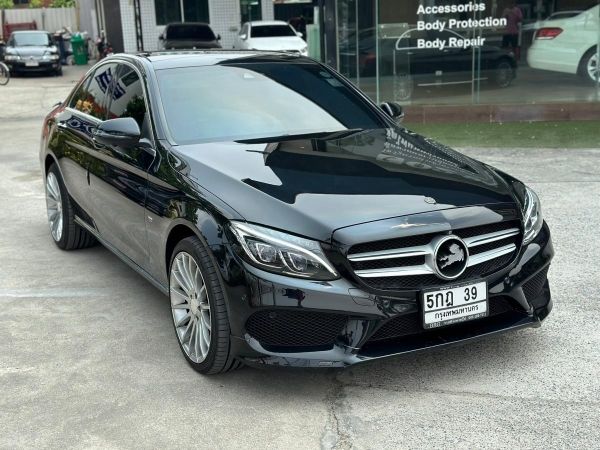 Benz C350e Amg ปี2016 สีดำเบาะแดง