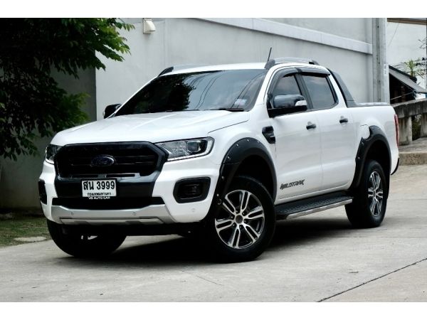 ????Ford ranger wildtrak 2.0 turbo ขับ 2 ปี2020 สีขาว เกียร์ธรรมดา ดีเซล