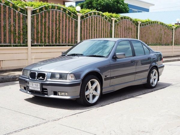 BMW E36 318I M43 ปี 2000 เกียร์AUTO ปี 2000 ปีสุดท้าย ของE36 ทรงคุณค่าแก่การครอบครองสะสม รูปที่ 0