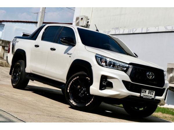 Toyota Revo rocco 2.8 4x4 4ประตู ปี2018 สีขาว ออโต้ ดีเซล รูปที่ 0