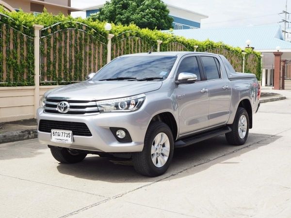 TOYOTA HILUX REVO DOUBLE CAB 2.8 G 4WD NAVI ปี 2017 เกียร์AUTO 4X4 สภาพนางฟ้า