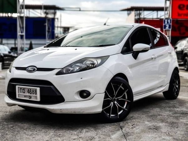 รถสวยราคาประหยัด คุ้มจริงๆ Ford fiesta 1.5 trend 2012