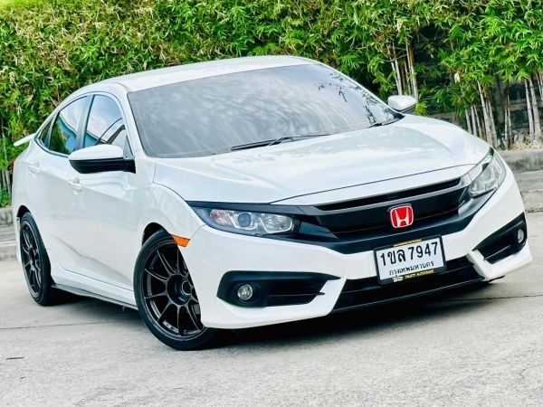 Honda Civic 1.8 E ปี 2017