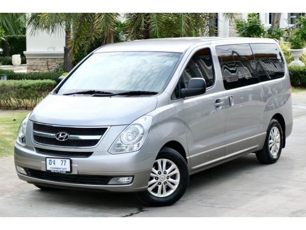 Hyundai H-1 Executive ดีเซล เกียร์ออโต้ ปี 2012