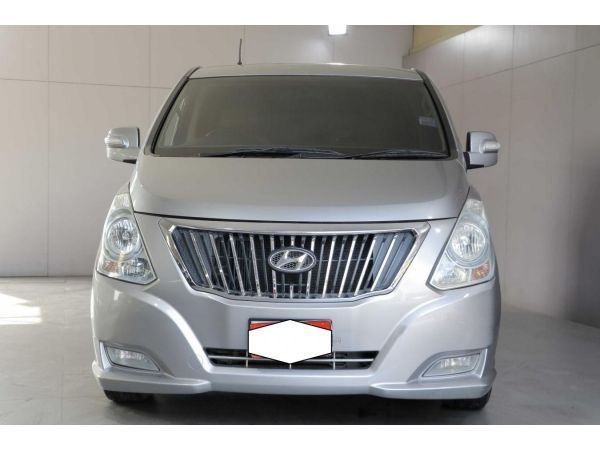 ปี2013 HYUNDAI H-1 2.5 DELUXE (A2) AT