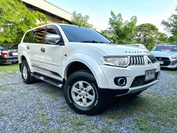 Mitsubishi Pajero Sports 2.5 VGT รุ่น GLS เกียร์ Auto 2WD ปี 2012