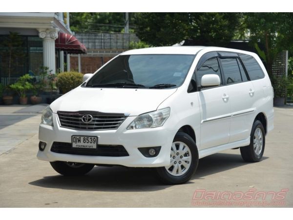 2011 TOYOTA INNOVA 2.0 G