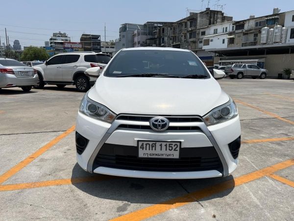 Yaris ปี 2015 1.2G ตัว TOP