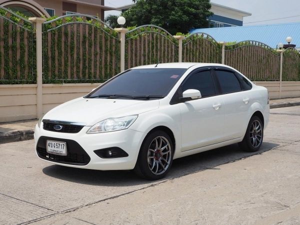 FORD FOCUS 1.8 FINESS (MNC) ปี 2011